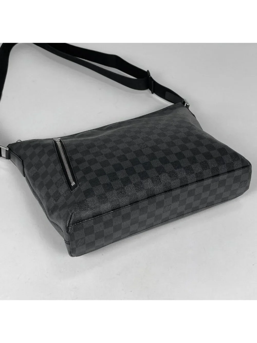 Louis Vuitton Mick MM Shoulder Bag Crossbody Damier Graphite Black